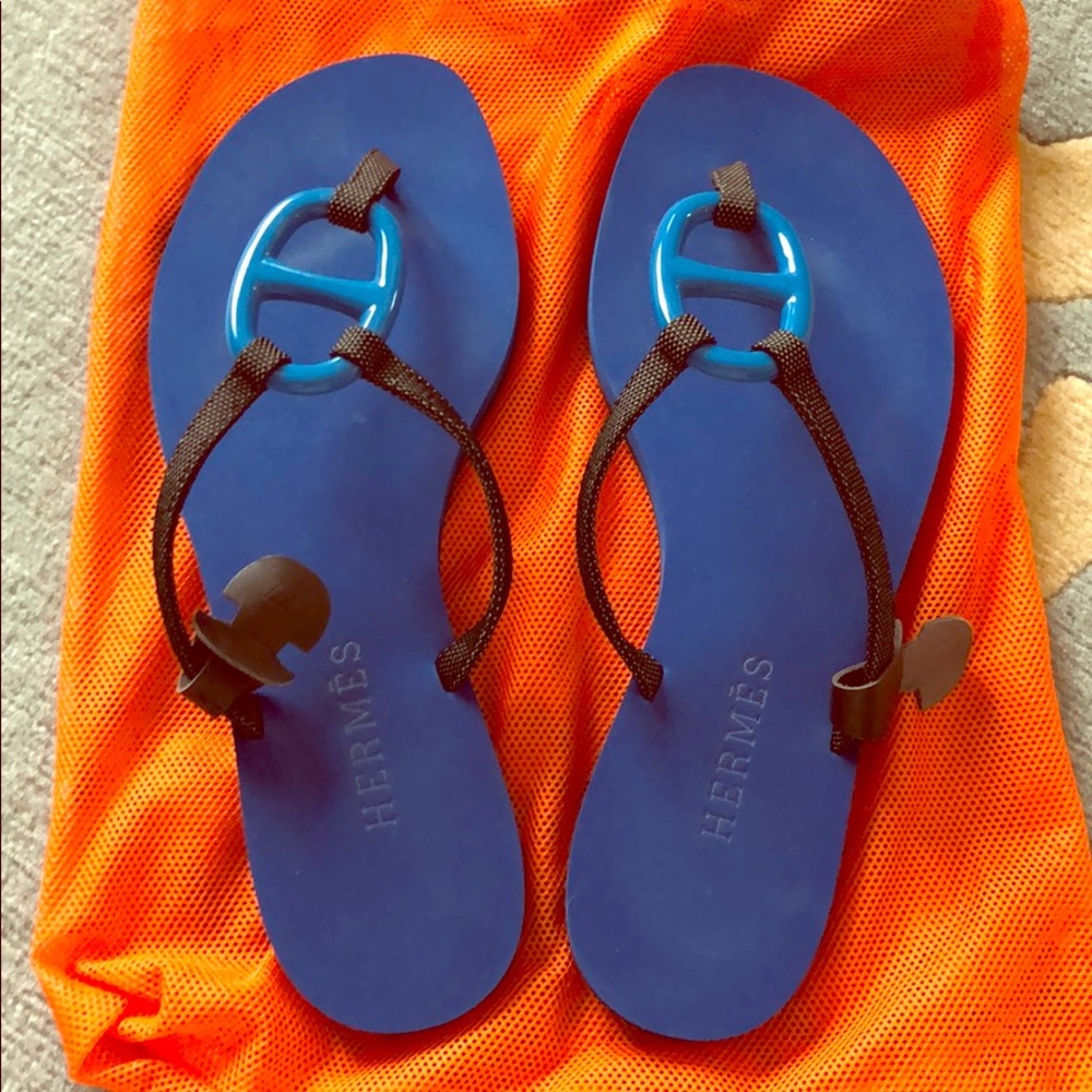 AUTHENTIC HERMES KAYA FLIP FLOP! A MUST!!!